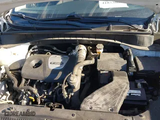 2017 Hyundai Tucson Value with VIN KM8J33A28HU533047, listed as a IAAI auction lot 41853087 with 74,238 mi miles. Bid and sale history available at carsss.com. Image 6.