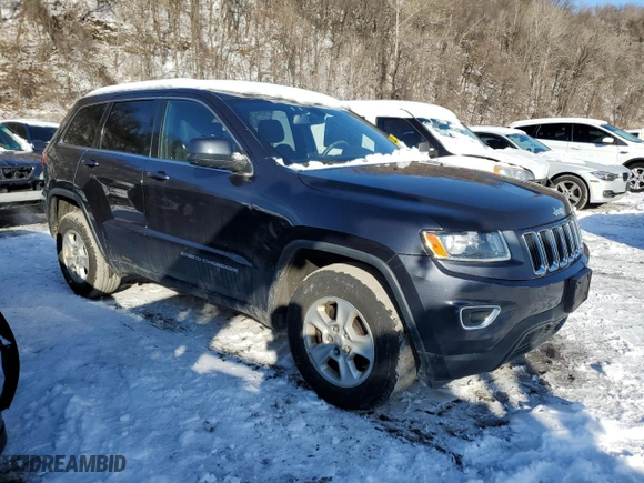 2014 Jeep Grand Cherokee Laredo with VIN 1C4RJFAGXEC429929, listed as a Copart auction lot 44593105 with 106,403 mi miles and Clean Title. Bid and sale history available at carsss.com. Image 4.