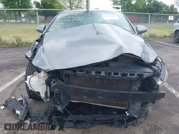 2017 Hyundai Elantra SE with VIN KMHD74LFXHU152646, listed as a IAAI auction lot 42344385 with 91,522 mi miles and . Bid and sale history available at DreamBid. Image 6.