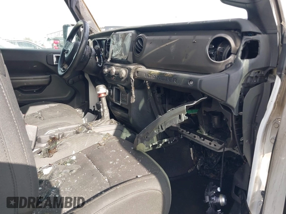 2018 Jeep Wrangler Sport S with VIN 1C4GJXAG0JW173936, listed as a IAAI auction lot 41070756 with Not Provided miles and . Bid and sale history available at DreamBid. Image 5.