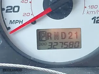 2001 Ford Escape XLT with VIN 1FMYU04131KB51488, listed as a IAAI auction lot 41363166 with 327,580 mi miles. Bid and sale history available at carsss.com. Image 15.
