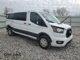 2024 Ford Transit Passenger XL z VIN 1FBAX2YG7RKA21561, wystawiony jako Copart lot #53460995 z przebiegiem 35 790 mil mil oraz Tytuł czysty. Historia ofert i sprzedaży dostępna na DreamBid. Obrazek 4.