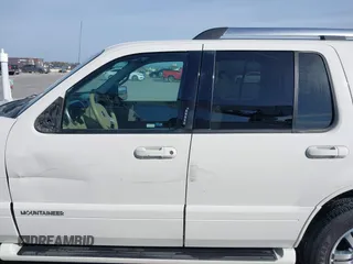 2008 Mercury Mountaineer Premier with VIN 4M2EU48878UJ15673, listed as a IAAI auction lot 41824470 with 96,941 mi miles. Bid and sale history available at carsss.com. Image 15.