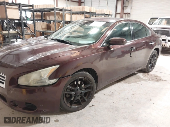 2014 Nissan Maxima S with VIN 1N4AA5AP2EC493346, listed as a IAAI auction lot 41630351 with 186,690 mi miles and . Bid and sale history available at DreamBid. Image 6.