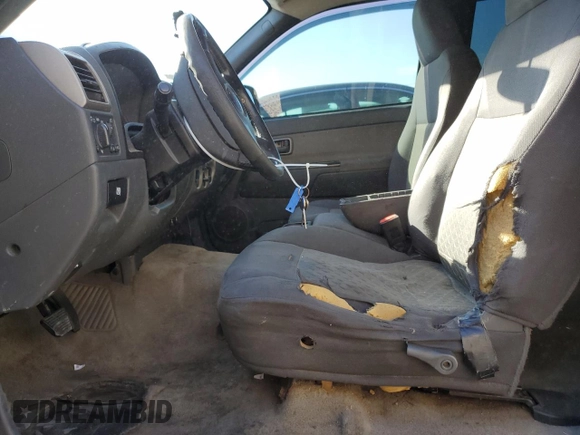 2005 GMC Canyon 1SF SLE Z71 with VIN 1GTDT136X58194608, listed as a Copart auction lot 83257094 with 260,923 mi miles and Salvage Title. Bid and sale history available at carsss.com. Image 7.