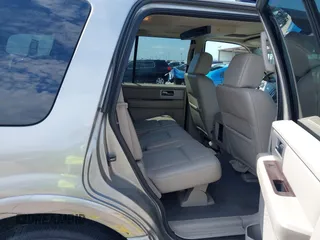 2008 Ford Expedition Limited with VIN 1FMFU19568LA41130, listed as a IAAI auction lot 42485255 with 200,089 mi miles and . Bid and sale history available at DreamBid. Image 8.