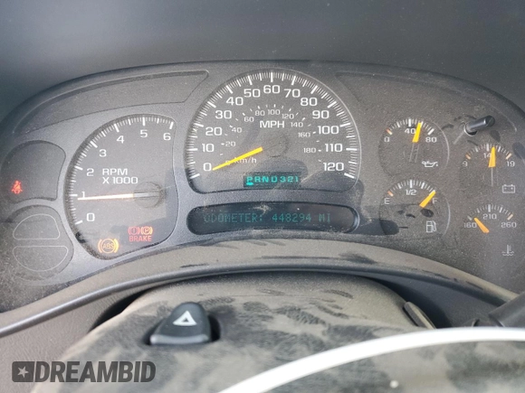 2004 GMC Yukon SLE with VIN 1GKEC13V44R263849, listed as a Copart auction lot 47528325 with 448,294 mi miles and Salvage Title. Bid and sale history available at carsss.com. Image 9.