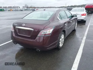 2014 Nissan Maxima SV z VIN 1N4AA5AP7EC465106, wystawiony jako IAAI lot #41815587 z przebiegiem 160 914 mil mil oraz . Historia ofert i sprzedaży dostępna na DreamBid. Obrazek 4.