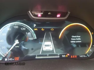2024 Genesis GV80 z VIN KMUHCESC2RU183192, wystawiony jako Copart lot #52882755 z przebiegiem 14 316 mil mil oraz Szkody całkowita. Historia ofert i sprzedaży dostępna na DreamBid. Obrazek 9.