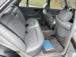 1988 Mercedes-Benz 560 with VIN WDBCA39D1JA406073, listed as a Copart auction lot 50398345 with 111,524 mi miles and Clean Title. Bid and sale history available at DreamBid. Image 6.