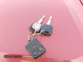 1998 Ford Explorer XL z VIN 1FMZU34E2WZB30557, wystawiony jako IAAI lot #41597870 z przebiegiem 164 778 mil mil oraz . Historia ofert i sprzedaży dostępna na DreamBid. Obrazek 11.