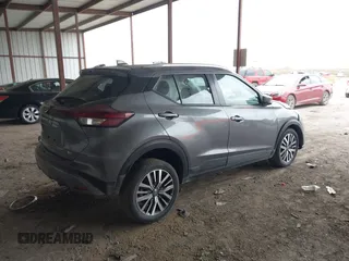 2021 Nissan Kicks SV with VIN 3N1CP5CV2ML505854, listed as a IAAI auction lot 41612618 with 137,181 mi miles. Bid and sale history available at carsss.com. Image 4.