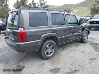 2006 Jeep Commander with VIN 1J8HG48N06C129698, listed as a IAAI auction lot 41777105 with 223,816 mi miles. Bid and sale history available at carsss.com. Image 4.