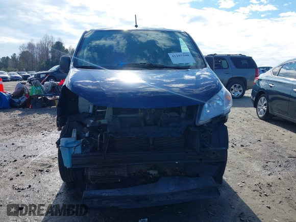 2013 Nissan NV200 SV z VIN 3N6CM0KN9DK693656, wystawiony jako IAAI lot #41297500 z przebiegiem 187 330 mil mil oraz . Historia ofert i sprzedaży dostępna na DreamBid. Obrazek 13.