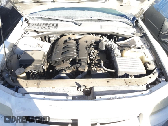 2008 Dodge Magnum SXT with VIN 2D4FV37VX8H243193, listed as a Copart auction lot 68510714 with 195,071 mi miles and Non Repairable. Bid and sale history available at DreamBid. Image 11.
