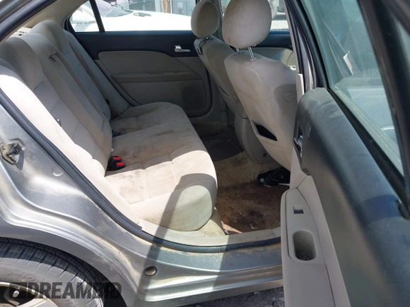2008 Ford Fusion SE with VIN 3FAHP07168R176212, listed as a IAAI auction lot 42038714 with 240,649 mi miles and . Bid and sale history available at DreamBid. Image 8.