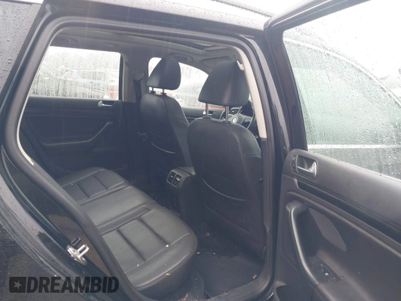 2014 Volkswagen Jetta TDI w/Sunroof & Nav with VIN 3VWPL7AJ4EM604111, listed as a IAAI auction lot 42525887 with 183,359 mi miles and . Bid and sale history available at DreamBid. Image 8.