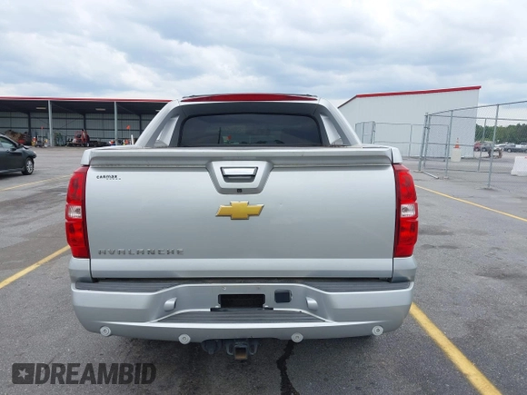 2013 Chevrolet Avalanche LT with VIN 3GNMCFE08DG289092, listed as a IAAI auction lot 42090240 with 143,588 mi miles and . Bid and sale history available at DreamBid. Image 16.