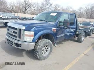 2008 Ford Super Duty F-250 SRW XL with VIN 1FTSX21R88ED25961, listed as a IAAI auction lot 41697284 with 352,731 mi miles. Bid and sale history available at carsss.com. Image 2.
