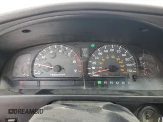 2001 Toyota 4Runner SR5 z VIN JT3HN86R010358701, wystawiony jako Copart lot #56416485 z przebiegiem 252 068 mil mil oraz Czysty tytuł • Clean title. Historia ofert i sprzedaży dostępna na DreamBid. Obrazek 9.