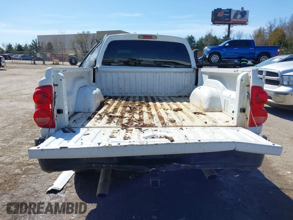 2006 Dodge Dakota ST with VIN 1D7HE22KX6S626639, listed as a IAAI auction lot 41791468 with 181,327 mi miles and . Bid and sale history available at DreamBid. Image 17.
