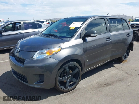 2008 Scion xD with VIN JTKKU10498J025371, listed as a IAAI auction lot 42018309 with 90,192 mi miles. Bid and sale history available at carsss.com. Image 17.