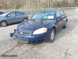 2008 Chevrolet Impala LT with VIN 2G1WT58KX89161518, listed as a IAAI auction lot 41931224 with 166,388 mi miles. Bid and sale history available at carsss.com. Image 2.