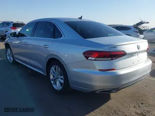 2020 Volkswagen Passat 2.0T SE with VIN 1VWWA7A35LC024903, listed as a IAAI auction lot 41707140 with 28,673 mi miles. Bid and sale history available at carsss.com. Image 3.