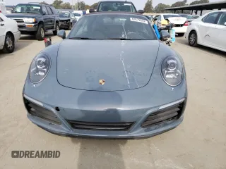 2017 Porsche 911 Carrera S with VIN WP0CB2A95HS154753, listed as a Copart auction lot 42679694 with 87,573 mi miles. Bid and sale history available at carsss.com. Image 5.