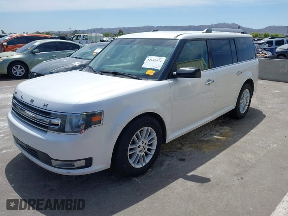 2015 Ford Flex SEL with VIN 2FMHK6C85FBA09233, listed as a IAAI auction lot 42142972 with 221,909 mi miles. Bid and sale history available at carsss.com. Image 2.