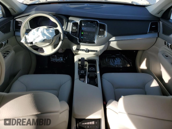 2024 Volvo XC90 Core Bright Theme with VIN YV4L12PK8R1188901, listed as a Copart auction lot 41800025 with 4,892 mi miles and Non Repairable. Bid and sale history available at carsss.com. Image 8.