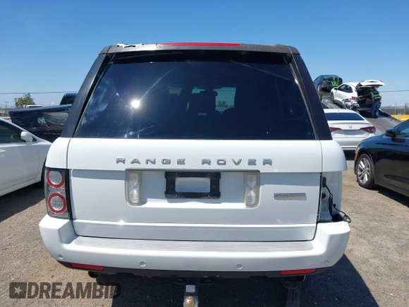 2011 Land Rover Range Rover SC with VIN SALMF1E47BA336395, listed as a IAAI auction lot 42532090 with 62,690 mi miles and . Bid and sale history available at DreamBid. Image 17.