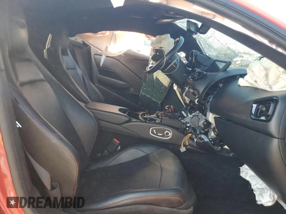 2020 Aston Martin Vantage z VIN SCFSMGAWXLGN03122, wystawiony jako Copart lot #77734374 z przebiegiem Nie podano mil oraz Szkoda całkowita • Salvage title. Historia ofert i sprzedaży dostępna na DreamBid. Obrazek 7.