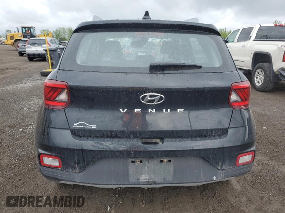 2022 Hyundai Venue Limited z VIN KMHRC8A33NU132736, wystawiony jako Copart lot #58028005 z przebiegiem 99 522 mil mil oraz Szkoda całkowita • Salvage title. Historia ofert i sprzedaży dostępna na DreamBid. Obrazek 6.