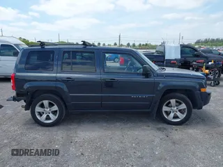2014 Jeep Patriot Latitude with VIN 1C4NJPFA4ED604145, listed as a IAAI auction lot 42091619 with 81,119 mi miles and . Bid and sale history available at carsss.com. Image 14.