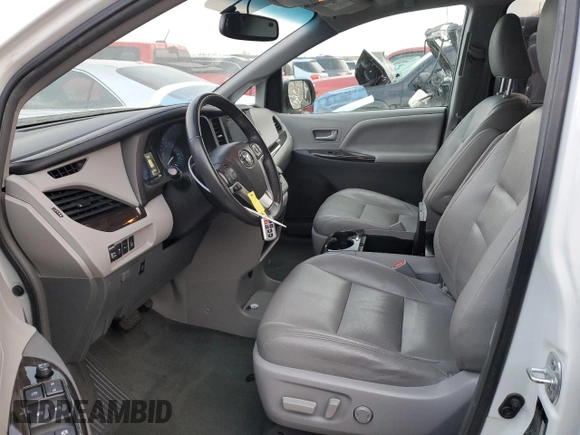 2017 Toyota Sienna with VIN 5TDDZ3DC3HS167720, listed as a Copart auction lot 88321405 with 86,392 mi miles and Salvage Title. Bid and sale history available at DreamBid. Image 7.