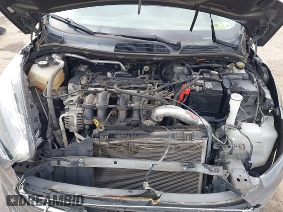 2015 Ford Fiesta SE with VIN 3FADP4EJ0FM117739, listed as a IAAI auction lot 41795558 with 111,000 mi miles. Bid and sale history available at carsss.com. Image 10.