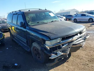 2003 Chevrolet Suburban LT with VIN 3GNFK16ZX3G236355, listed as a IAAI auction lot 38329078 with 248,228 mi miles. Bid and sale history available at carsss.com. Image 1.