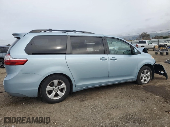 2015 Toyota Sienna LE AAS with VIN 5TDKK3DC0FS682599, listed as a Copart auction lot 45559945 with 66,031 mi miles and Salvage Title. Bid and sale history available at carsss.com. Image 3.