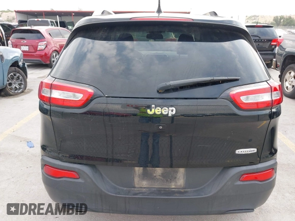2018 Jeep Cherokee Latitude Plus z VIN 1C4PJLLB8JD537848, wystawiony jako IAAI lot #42105562 z przebiegiem 158 602 mil mil oraz . Historia ofert i sprzedaży dostępna na DreamBid. Obrazek 16.