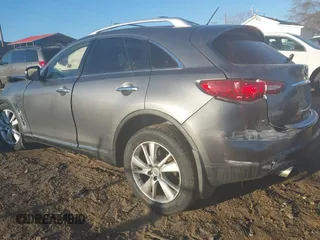2015 Infiniti QX70 with VIN JN8CS1MWXFM480470, listed as a IAAI auction lot 41321666 with Not Provided miles and . Bid and sale history available at DreamBid. Image 3.