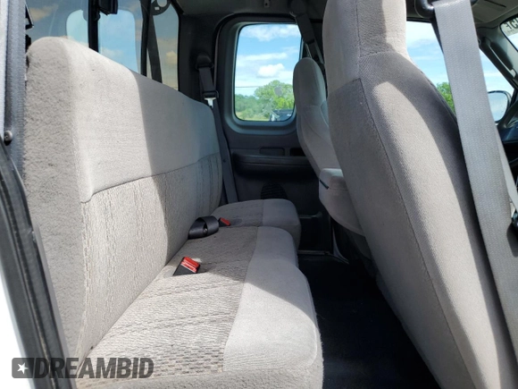 2004 Ford F-150 XL with VIN 2FTRX17W24CA46916, listed as a Copart auction lot 54403405 with Not provided miles and Clean title. Bid and sale history available at DreamBid. Image 10.
