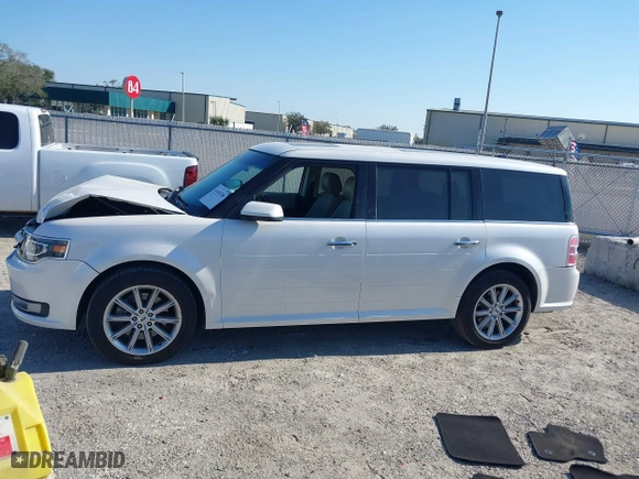 2017 Ford Flex Limited with VIN 2FMGK5D81HBA13240, listed as a IAAI auction lot 41694206 with 113,356 mi miles. Bid and sale history available at carsss.com. Image 14.