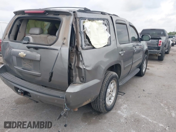2007 Chevrolet Tahoe LT z VIN 1GNFC13J77R113842, wystawiony jako IAAI lot #42293559 z przebiegiem 288 926 mil mil oraz . Historia ofert i sprzedaży dostępna na DreamBid. Obrazek 4.