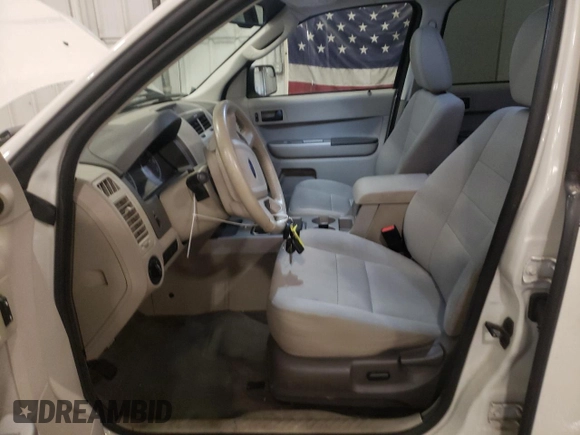 2010 Ford Escape XLT с VIN 1FMCU9DG9AKD32937, выставлен на аукционе Copart как лот 55406205 с пробегом 170 252 миль миль и Списание • Salvage title. История ставок и продаж доступна на DreamBid. Изображение 7.