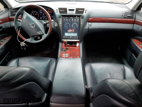 2009 Lexus LS 460 with VIN JTHCL46F195002703, listed as a Copart auction lot 54679515 with 222,391 mi miles and Salvage title. Bid and sale history available at DreamBid. Image 8.