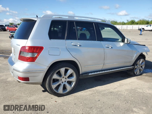 2010 Mercedes-Benz GLK 350 with VIN WDCGG8HB9AF326435, listed as a Copart auction lot 49354255 with 200,013 mi miles and Salvage Title. Bid and sale history available at carsss.com. Image 3.