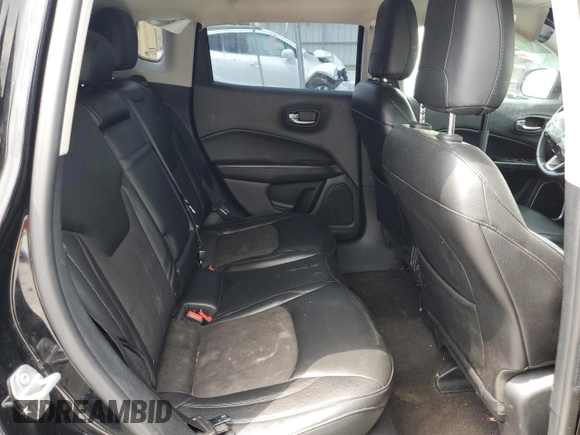 2018 Jeep Compass Altitude z VIN 3C4NJCBB5JT327078, wystawiony jako Copart lot #56466005 z przebiegiem 73 768 mil mil oraz Szkoda całkowita • Salvage title. Historia ofert i sprzedaży dostępna na DreamBid. Obrazek 11.
