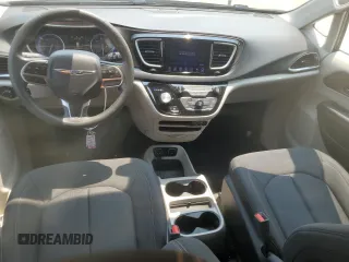 2017 Chrysler Pacifica Touring with VIN 2C4RC1DG3HR572046, listed as a Copart auction lot 59310095 with 147,796 mi miles and Salvage title. Bid and sale history available at DreamBid. Image 8.