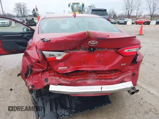 2020 Toyota Camry SE with VIN 4T1G11AK5LU400887, listed as a IAAI auction lot 41723723 with 93,443 mi miles. Bid and sale history available at carsss.com. Image 6.